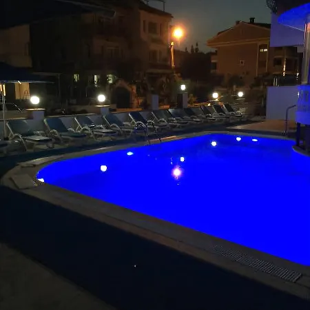 Apartmanhotel Saffron 3*